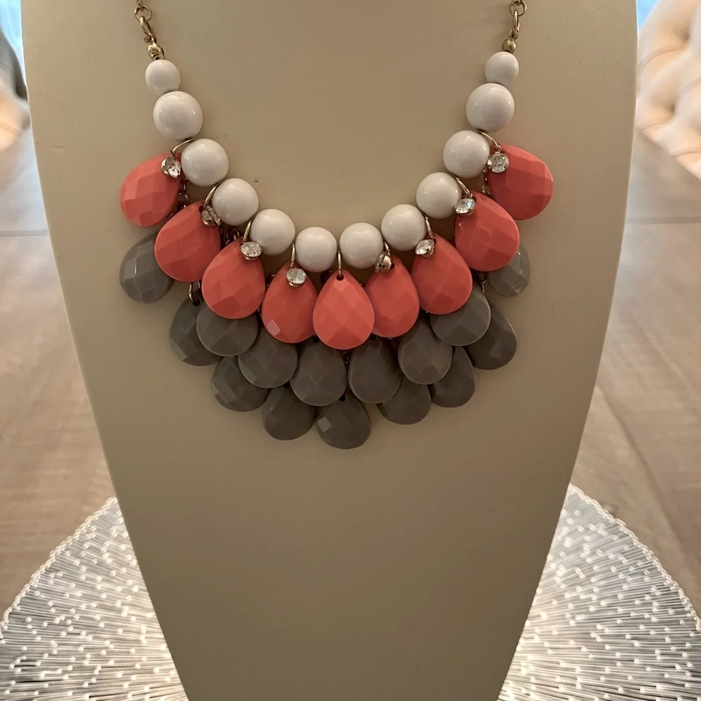 Boutique Elegant Coral and White Necklace Set